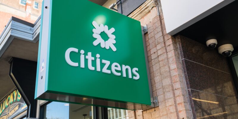 Green Citizens Bank Sign
