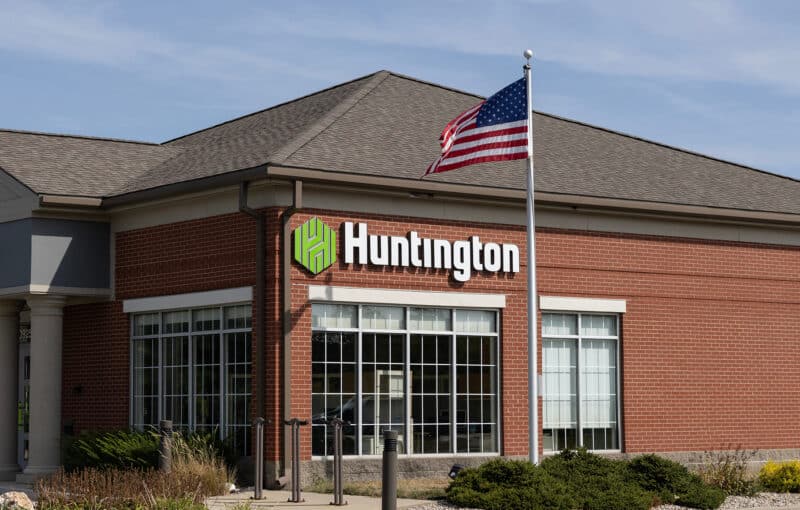 Huntington Bank Branch